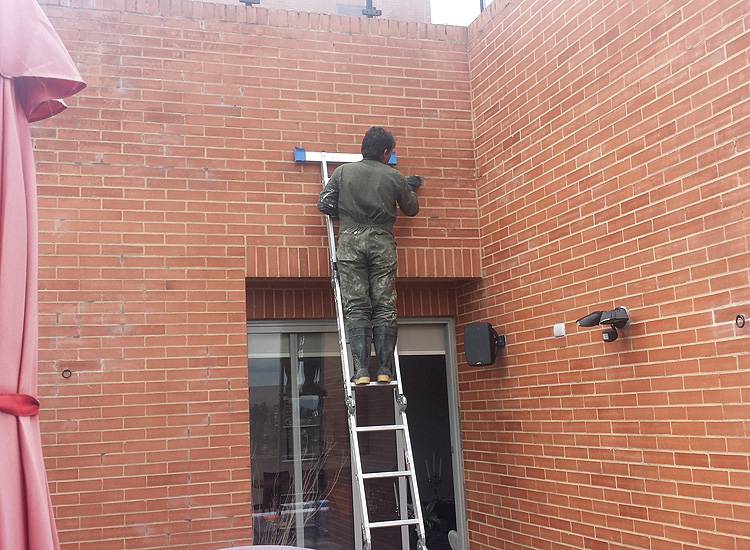 Limpieza de fachada de apartamentos